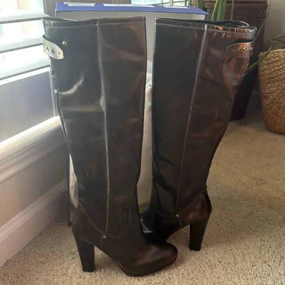 NWT Stuart Weitzman brown knee high boots - Picture 7 of 14